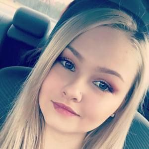 Meet your Posher, Parris